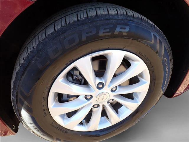 Used 2018 Chrysler Pacifica Touring-L FWD image 5