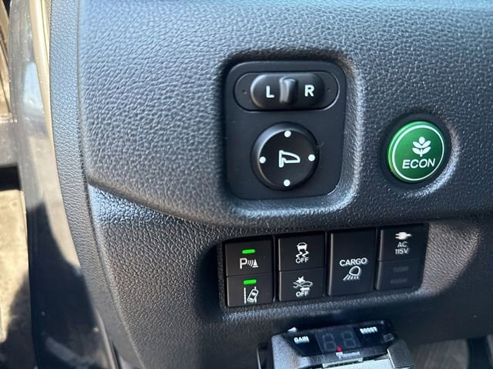 Used 2020 Honda Ridgeline Black Edition image 39