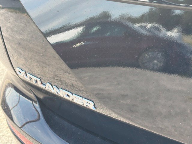New 2026 Mitsubishi Outlander SE FWD image 14