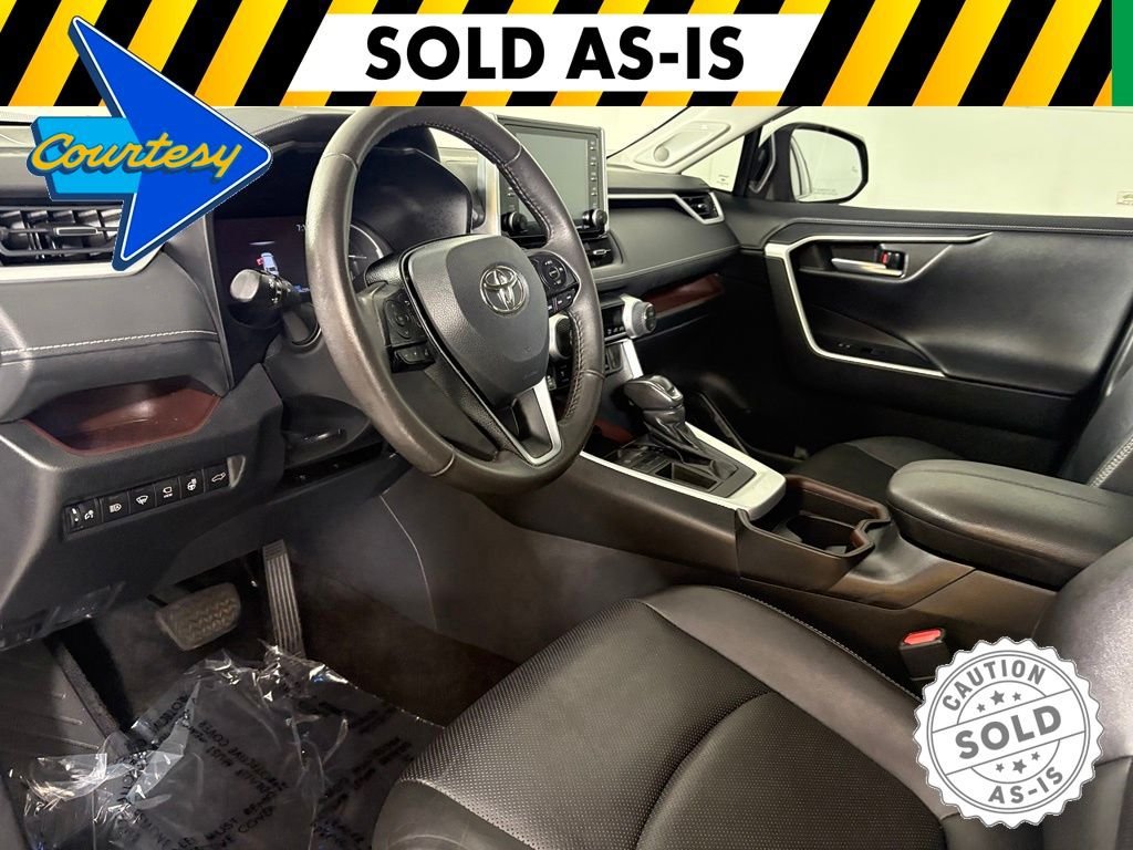 Used 2021 Toyota RAV4 Limited FWD image 22