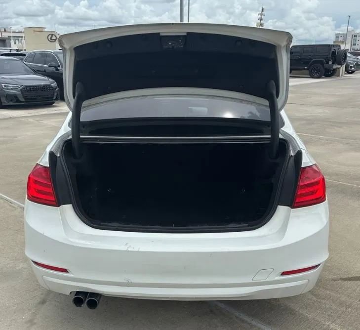 Used 2012 BMW 328i 328i Sedan 4D image 17