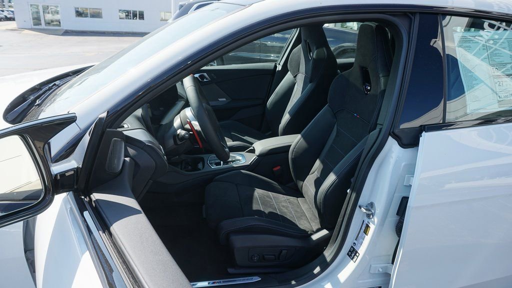 Used 2026 BMW M235i xDrive w/ Technology Package image 8