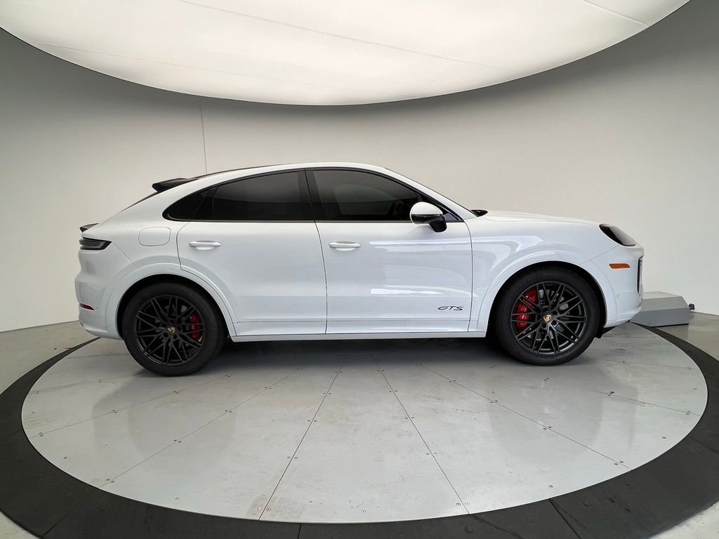 Certified 2025 Porsche Cayenne GTS image 23