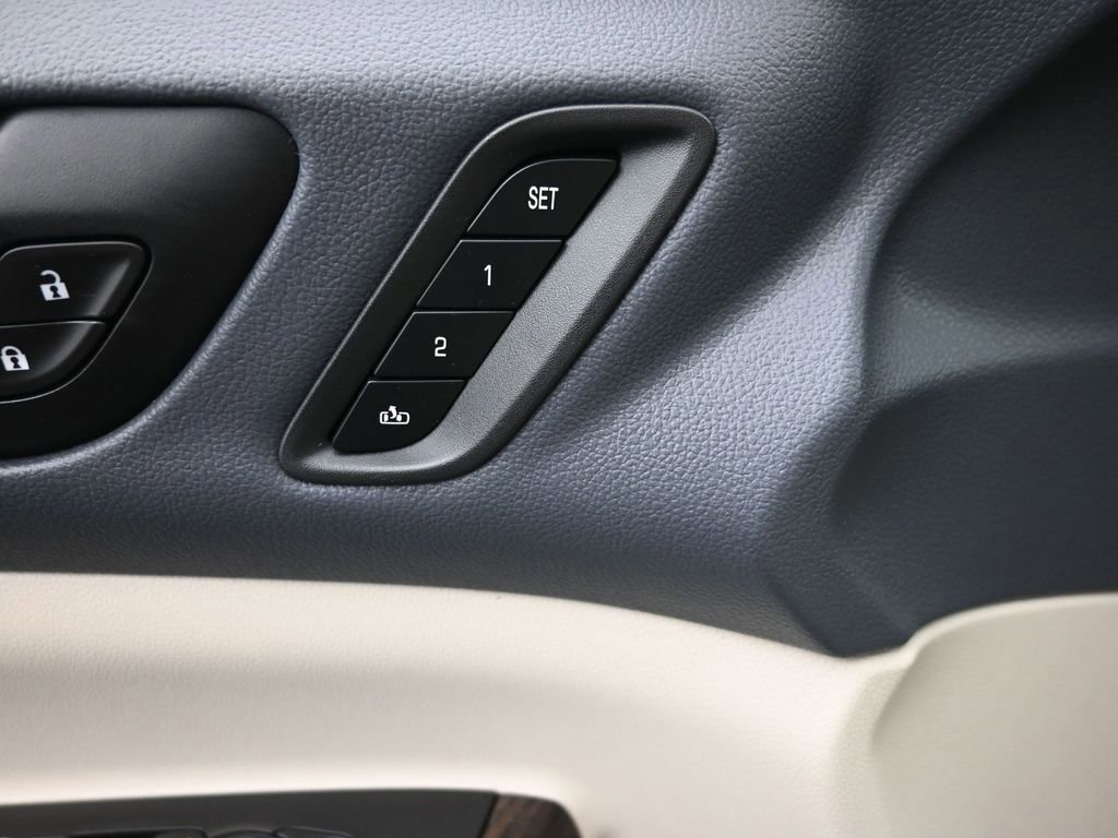 Used 2020 GMC Acadia Denali w/ Trailering Package image 16