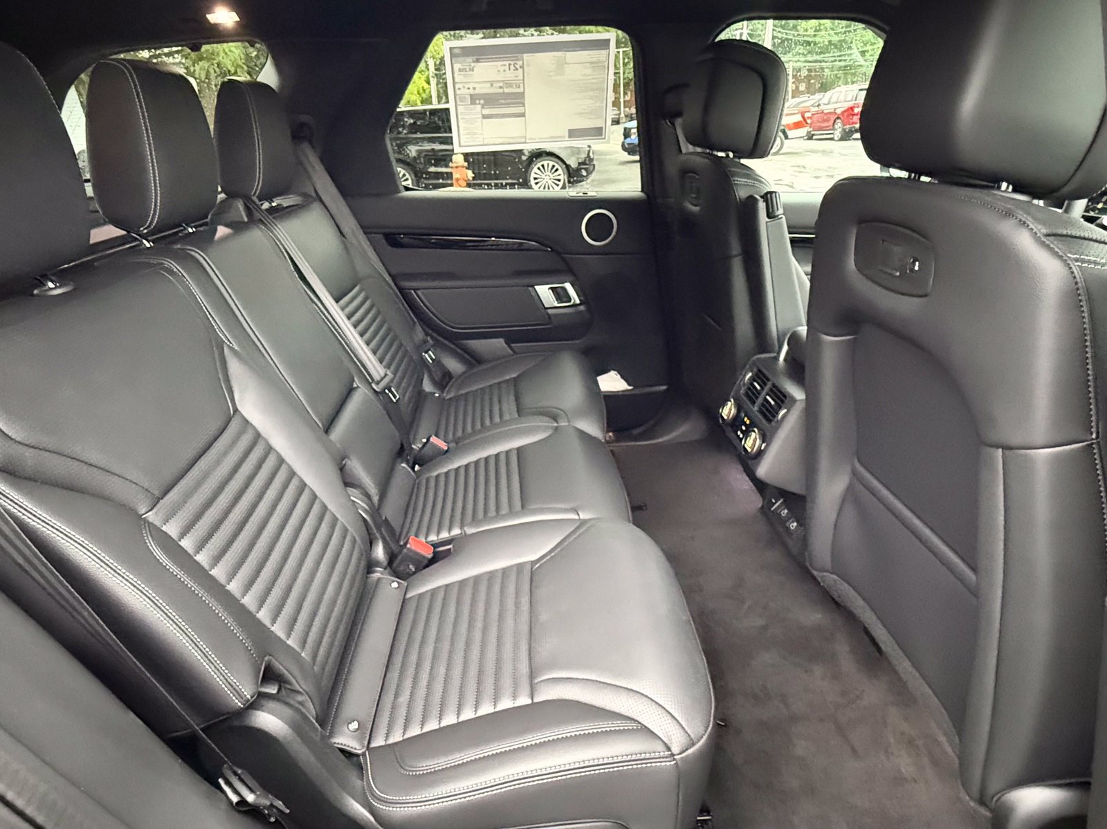 New 2026 Land Rover Discovery S AWD/4WD image 16