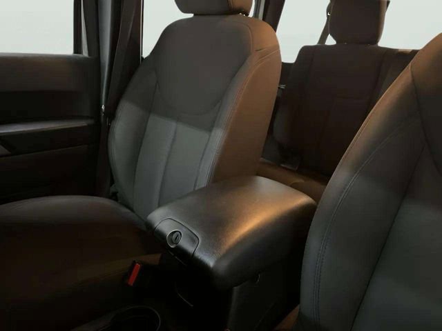 Used 2017 Jeep Wrangler Unlimited Sport w/ Connectivity Group image 30