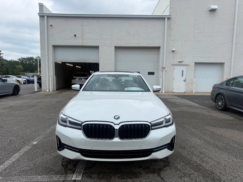 Used 2023 BMW 530i xDrive w/ Premium Package AWD/4WD image 8
