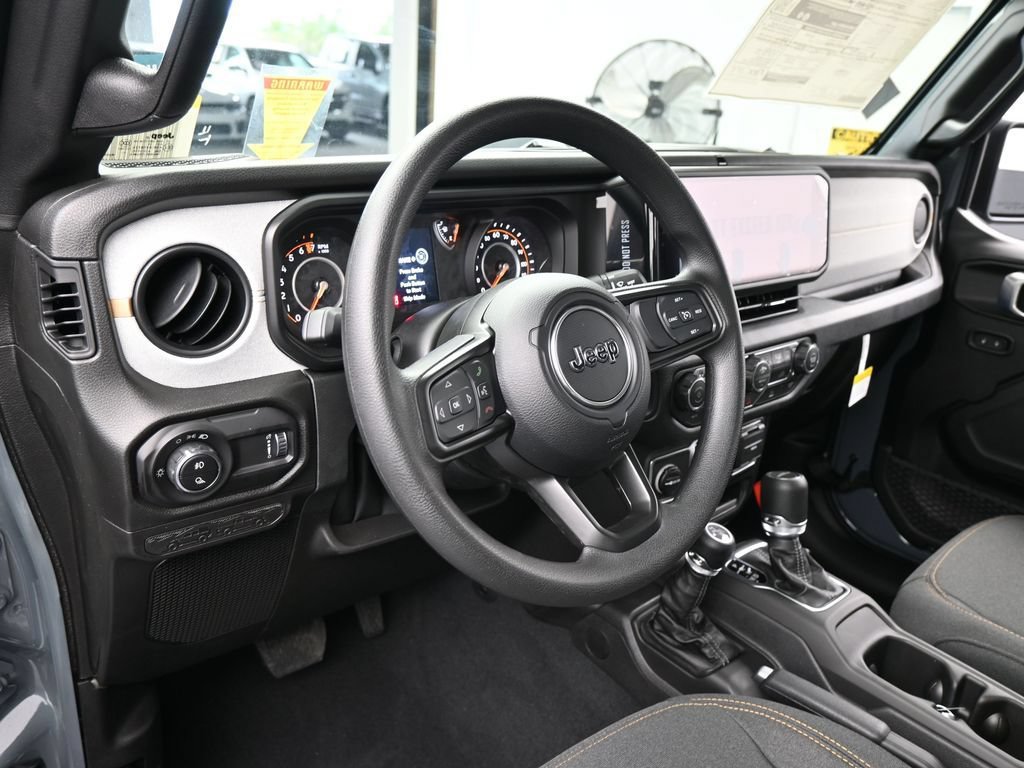 New 2026 Jeep Gladiator Sport AWD/4WD image 10