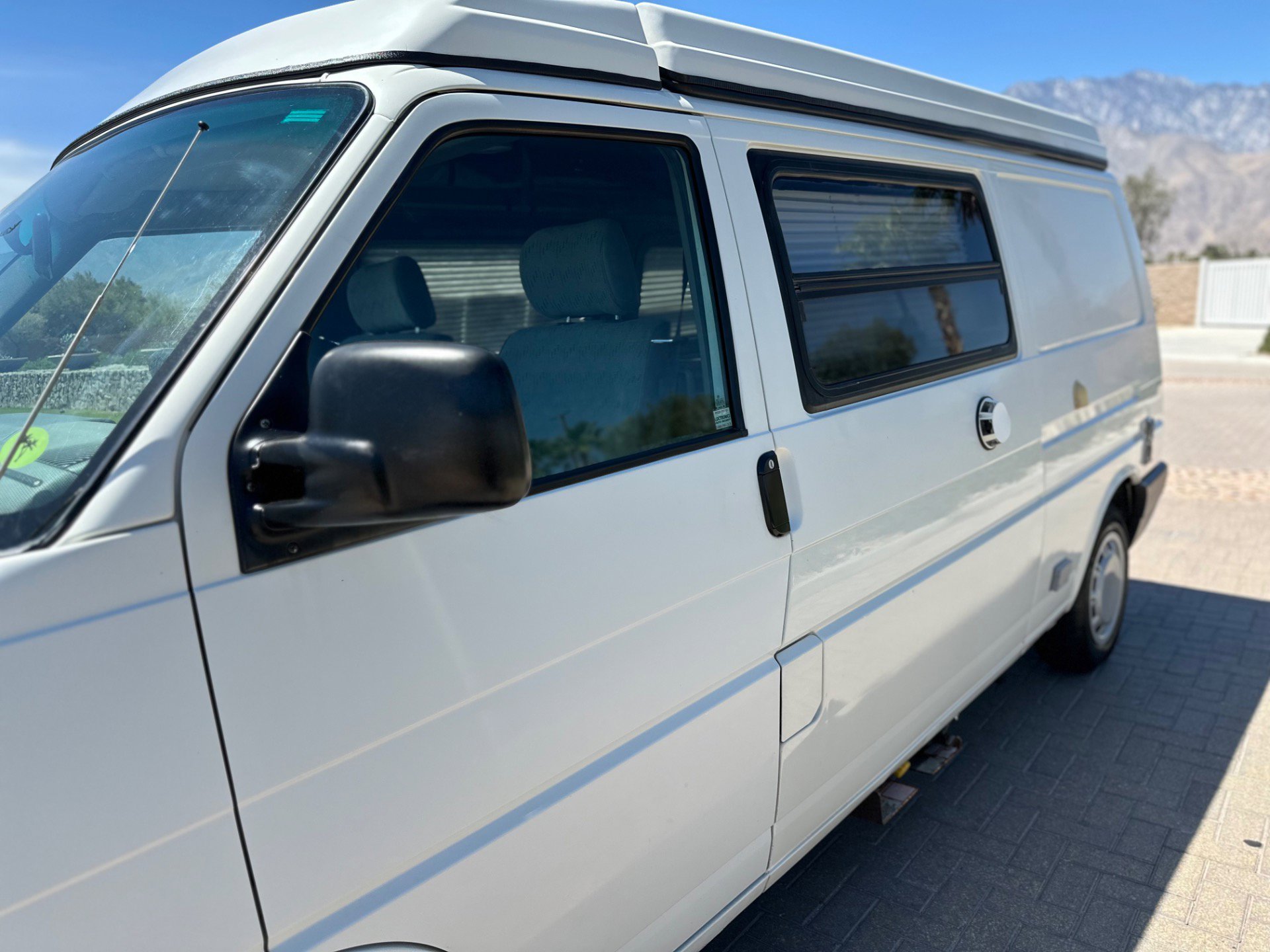 Used 1995 Volkswagen Eurovan Camper FWD image 12