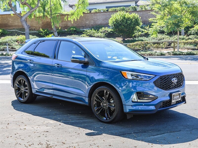 Used 2019 Ford Edge ST w/ Equipment Group 401A AWD/4WD image 7
