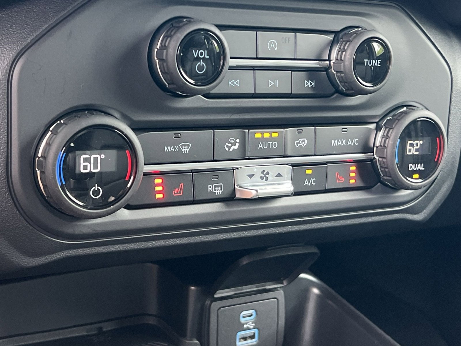 New 2025 Ford Bronco Big Bend image 21