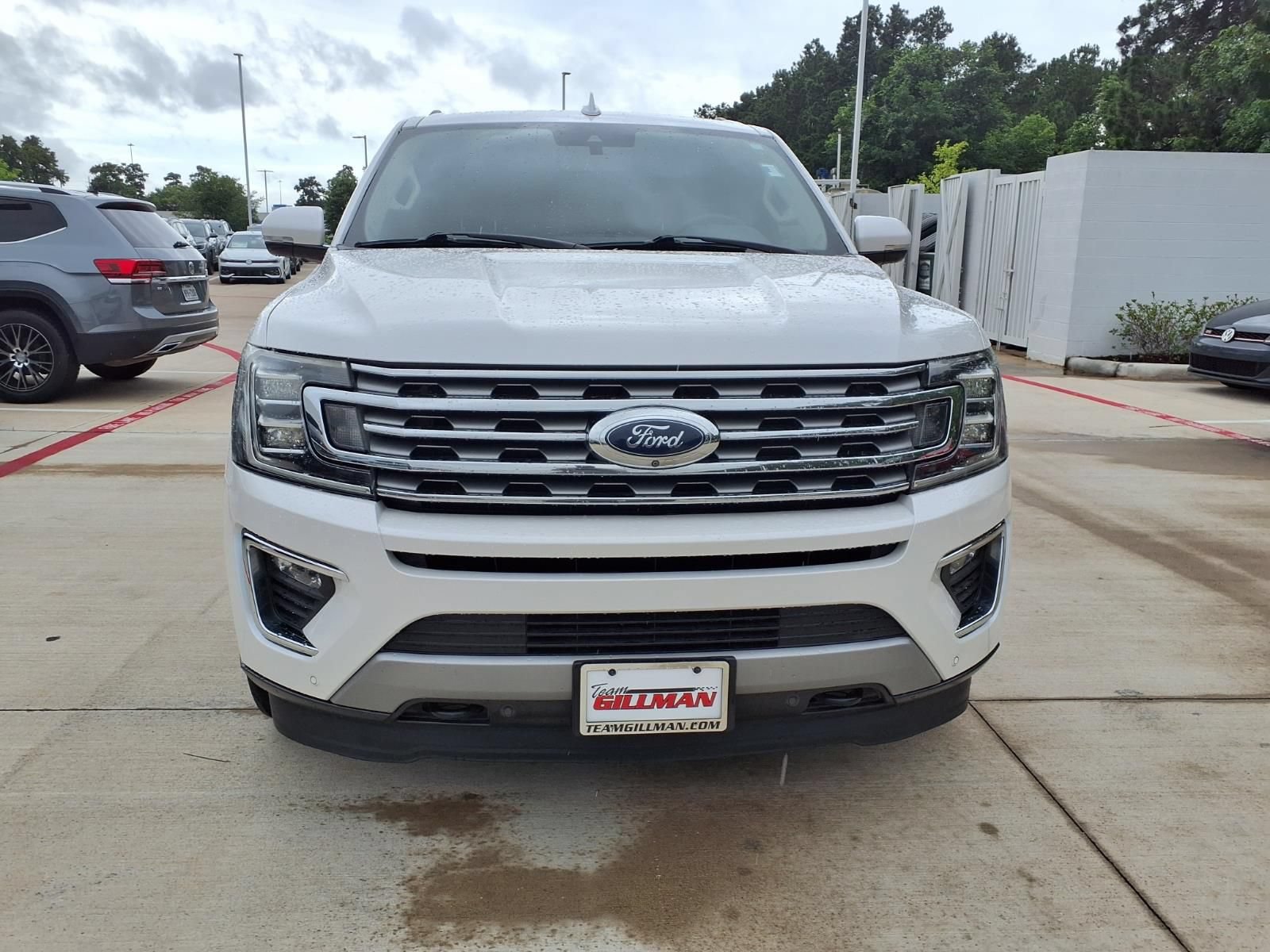 Used 2019 Ford Expedition Limited w/ Texas Edition Package AWD/4WD image 2