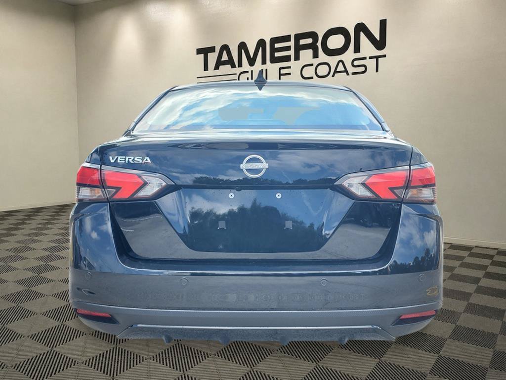 New 2025 Nissan Versa SV w/ Trunk Package FWD image 4