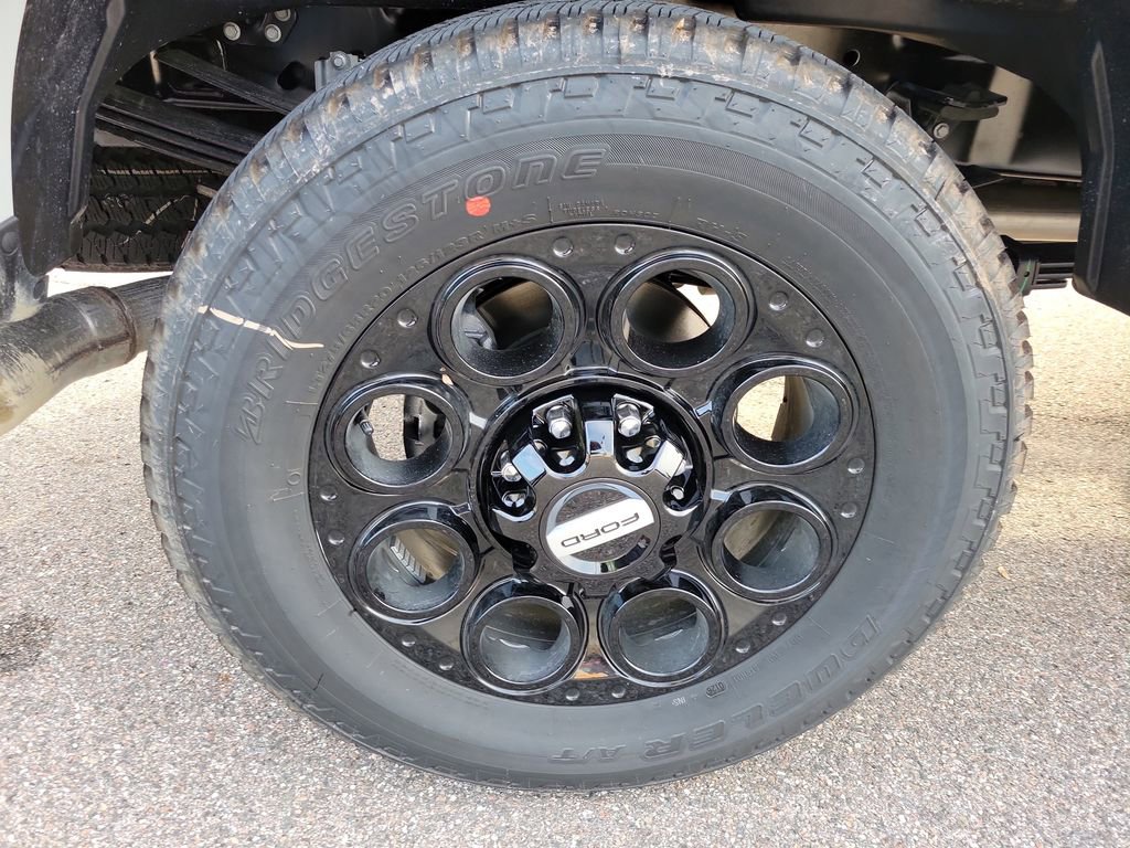 New 2026 Ford F350 XLT w/ XLT Premium Package AWD/4WD image 6