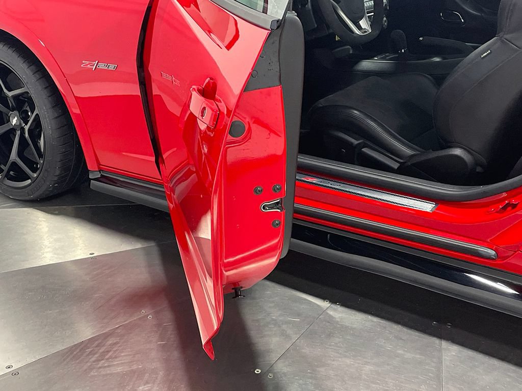 Used 2015 Chevrolet Camaro Z/28 RWD image 57