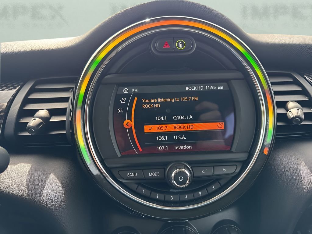 Used 2020 MINI Cooper SE w/ 6.5" Touchscreen Package image 16