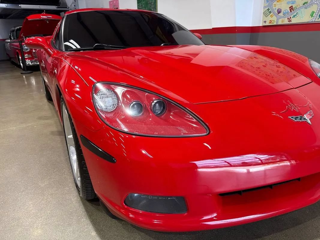 Used 2008 Chevrolet Corvette Coupe w/ Preferred Equipment Group RWD image 64