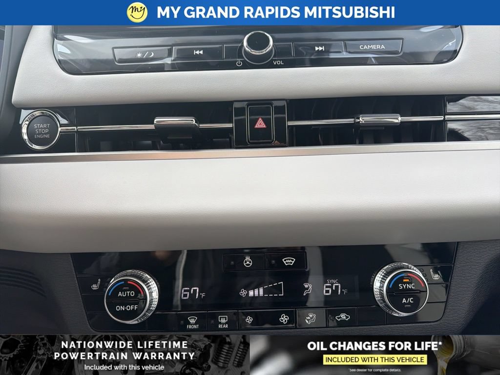 New 2026 Mitsubishi Outlander SE AWD/4WD image 18