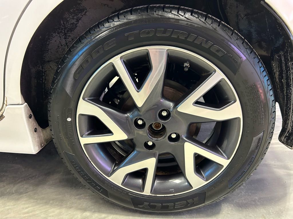 Used 2015 Nissan Versa Note SR w/ SR Convenience Package image 19