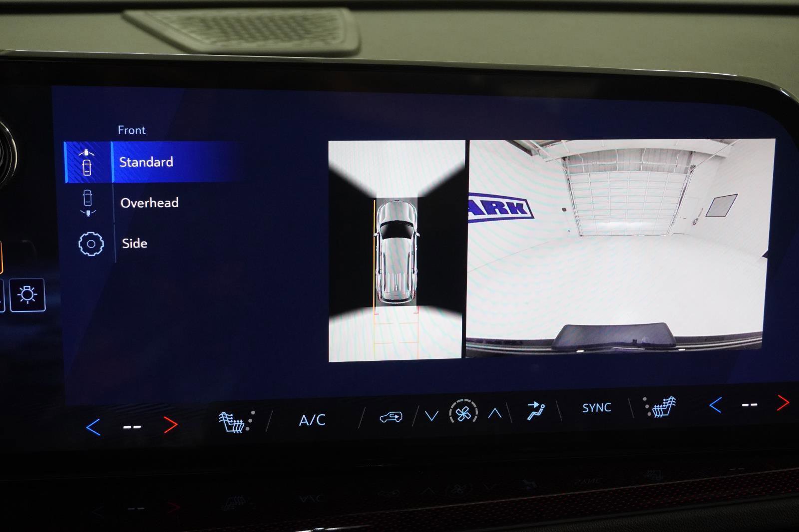 New 2026 Chevrolet Traverse Z71 w/ Enhanced Driving Package image 33