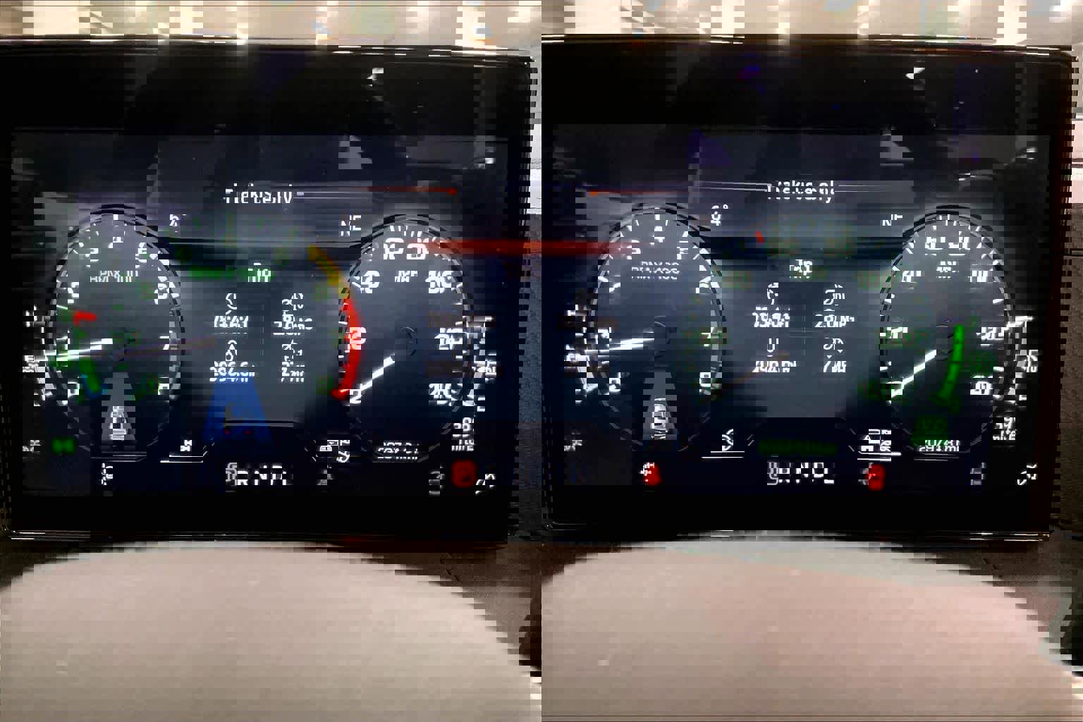 Used 2024 Ford Mustang Convertible image 23