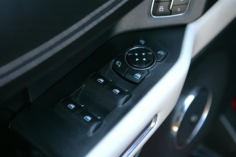 Used 2020 Ford Expedition Max Platinum AWD/4WD image 9