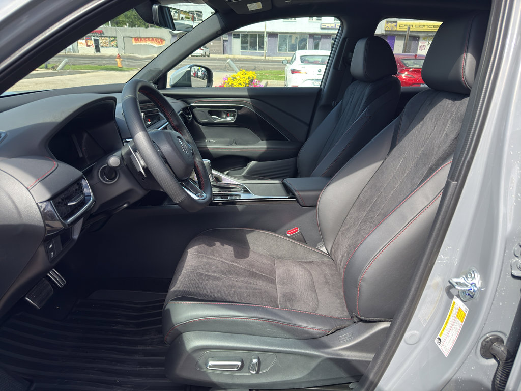 New 2025 Acura ADX A-Spec image 11