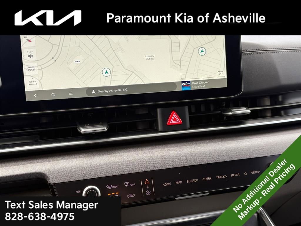 New 2026 Kia Carnival EX FWD image 9
