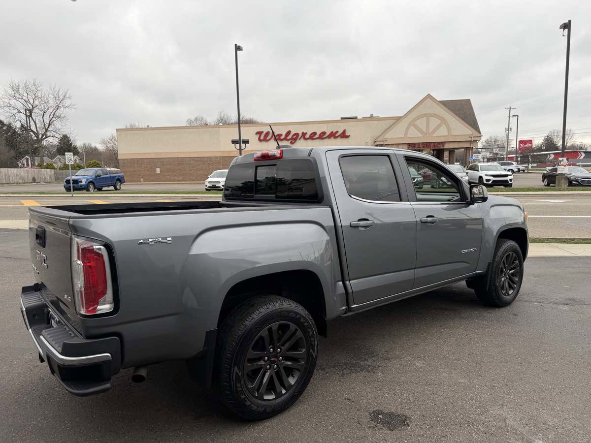 Used 2019 GMC Canyon SLE w/ Elevation Edition image 4