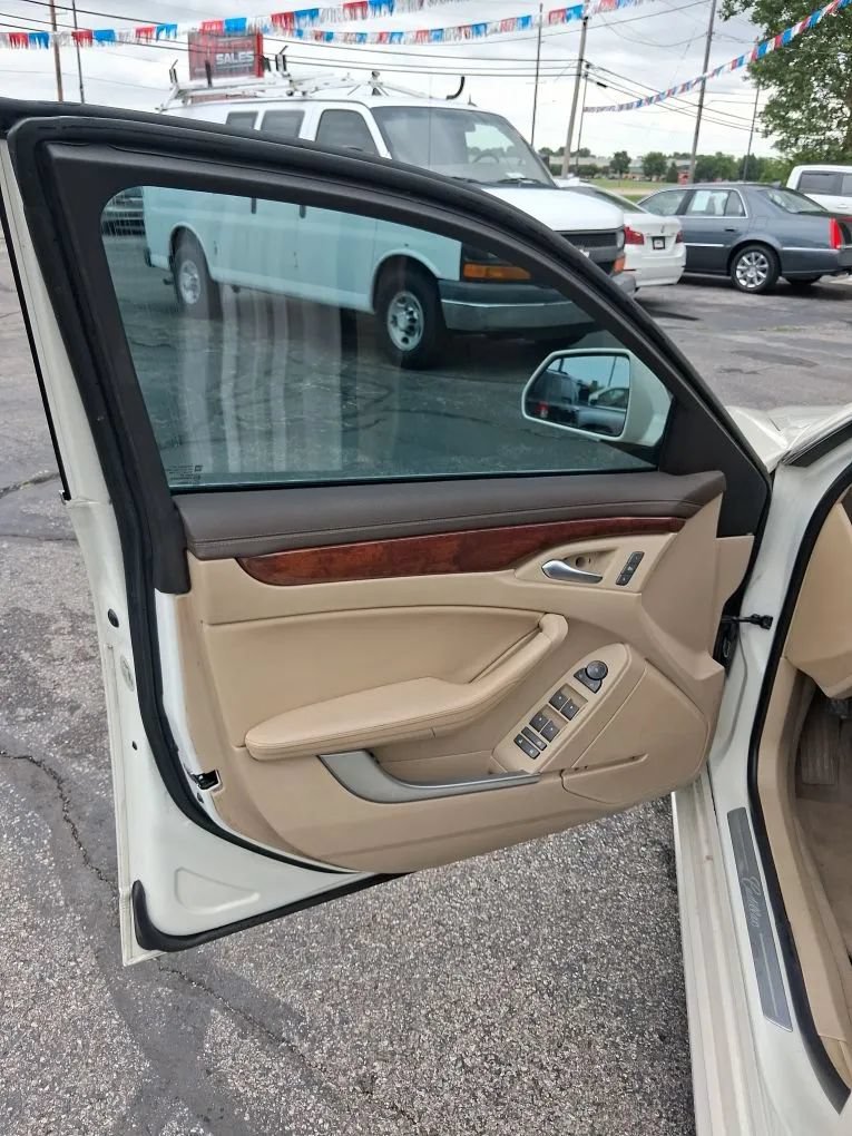 Used 2010 Cadillac CTS Performance w/ Performance Luxury Package RWD image 13
