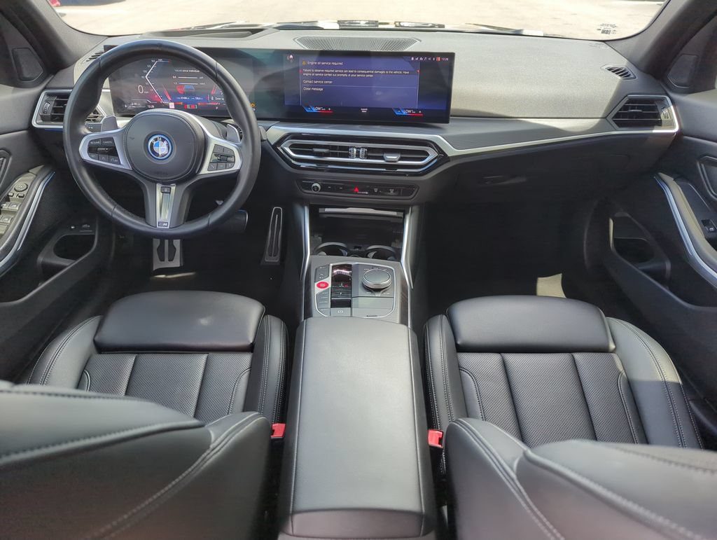 Used 2023 BMW 330e RWD image 15