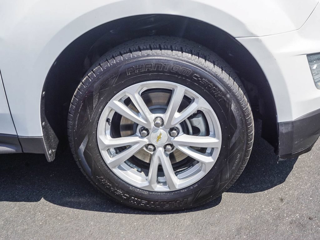 Used 2017 Chevrolet Equinox LT w/ Convenience Package FWD image 9