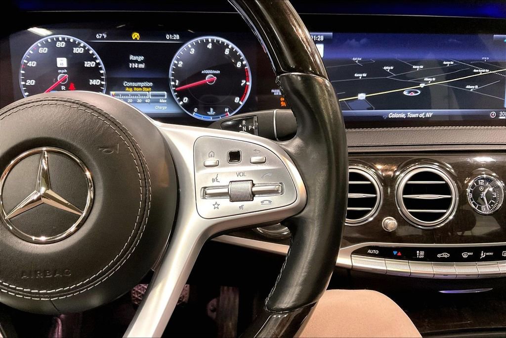 Used 2020 Mercedes-Benz S 560 4MATIC Sedan image 12