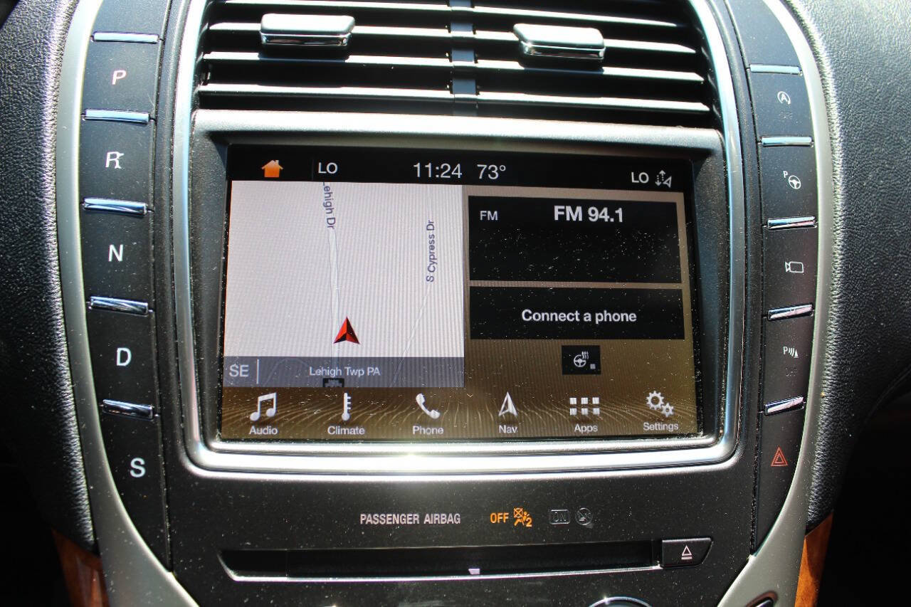 Used 2019 Lincoln Nautilus Reserve AWD/4WD image 12