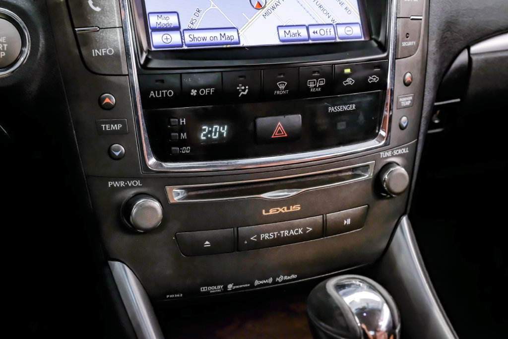 Used 2013 Lexus IS 250C w/ Luxury Pkg RWD image 38
