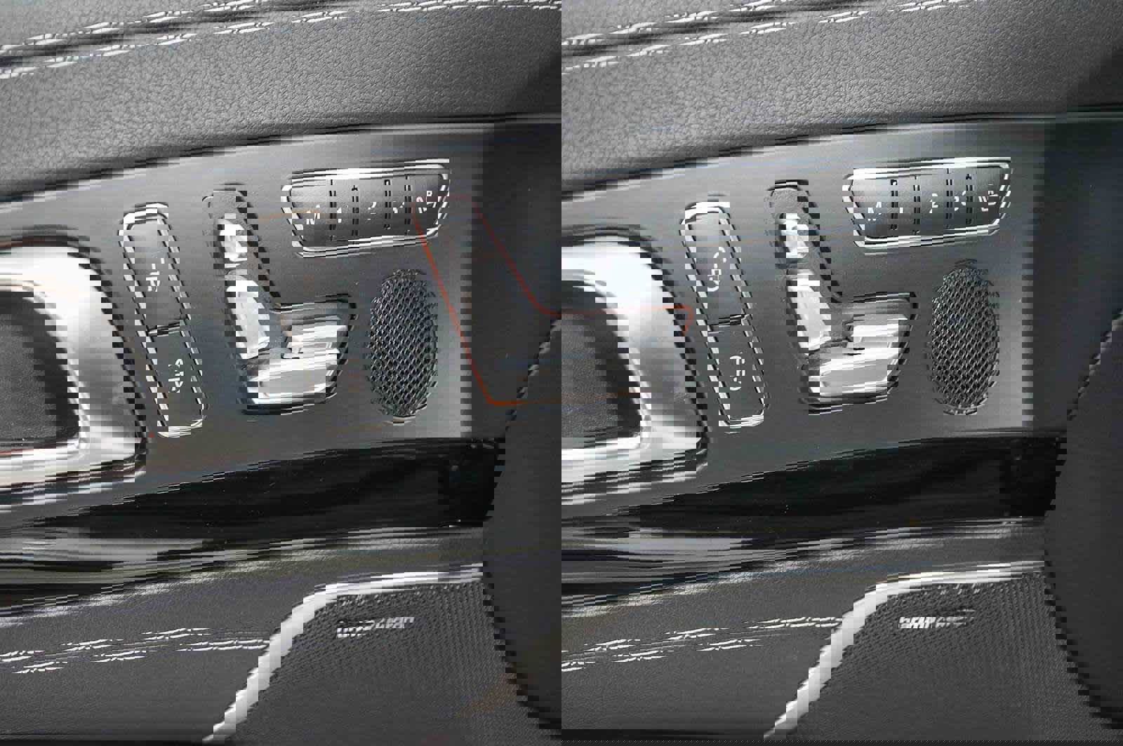 Used 2017 Mercedes-Benz SL 550 image 24