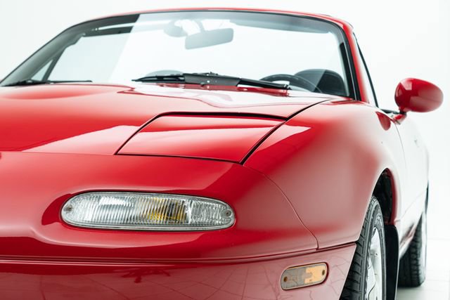 Used 1990 MAZDA MX-5 Miata RWD image 11