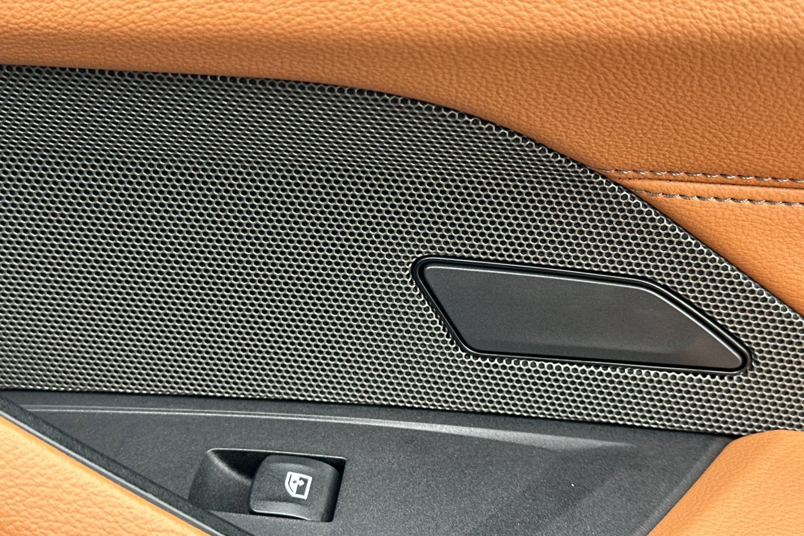 Used 2025 BMW 430i w/ Premium Package image 21