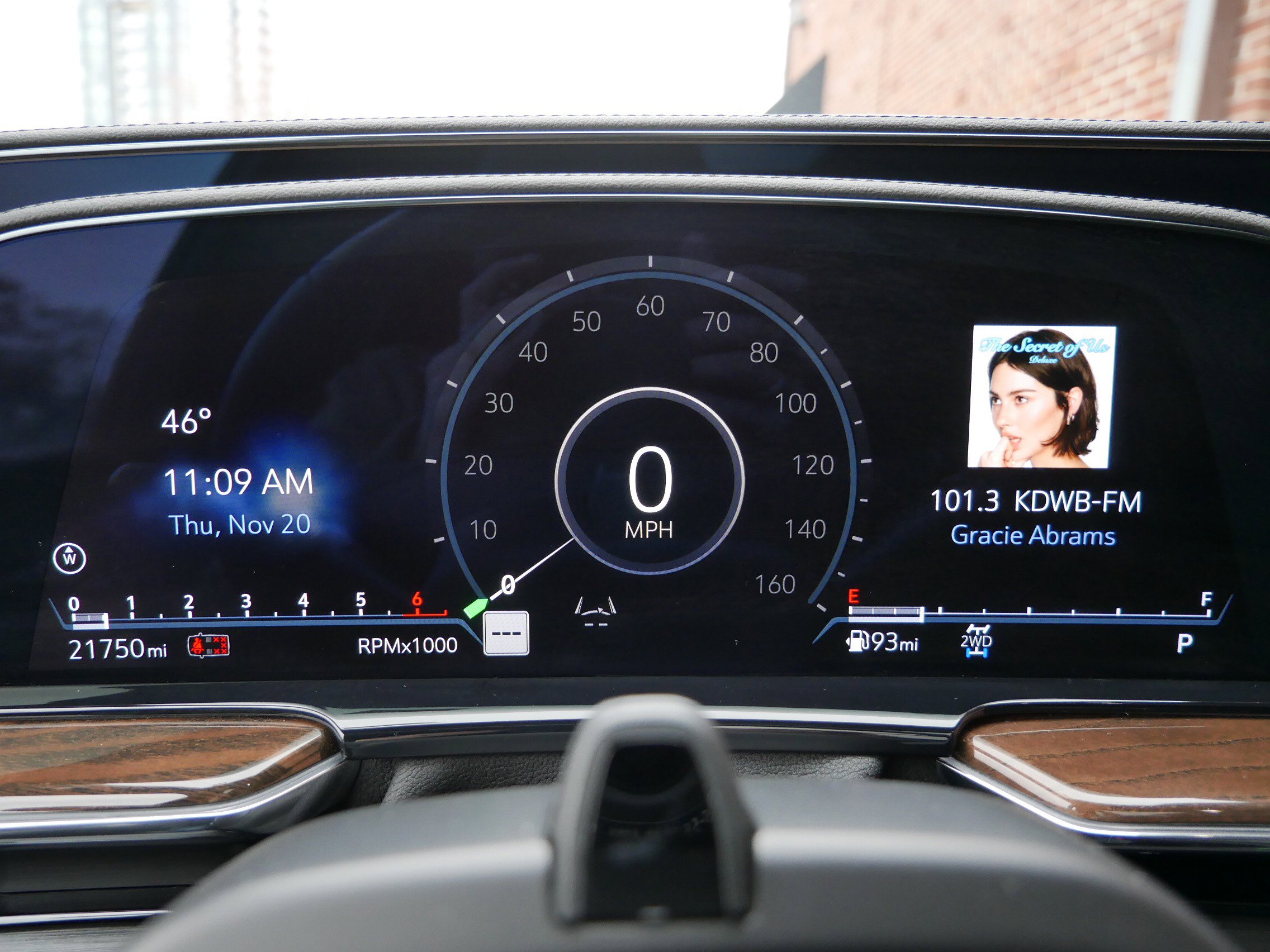 Certified 2024 Cadillac Escalade Sport Platinum w/ LPO, ONYX Package image 16