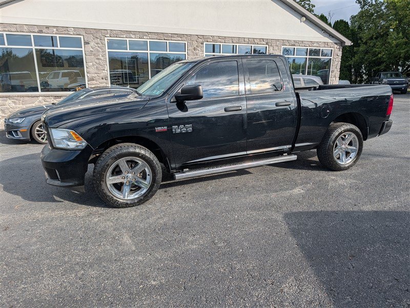 Used 2013 RAM 1500 Express AWD/4WD image 3