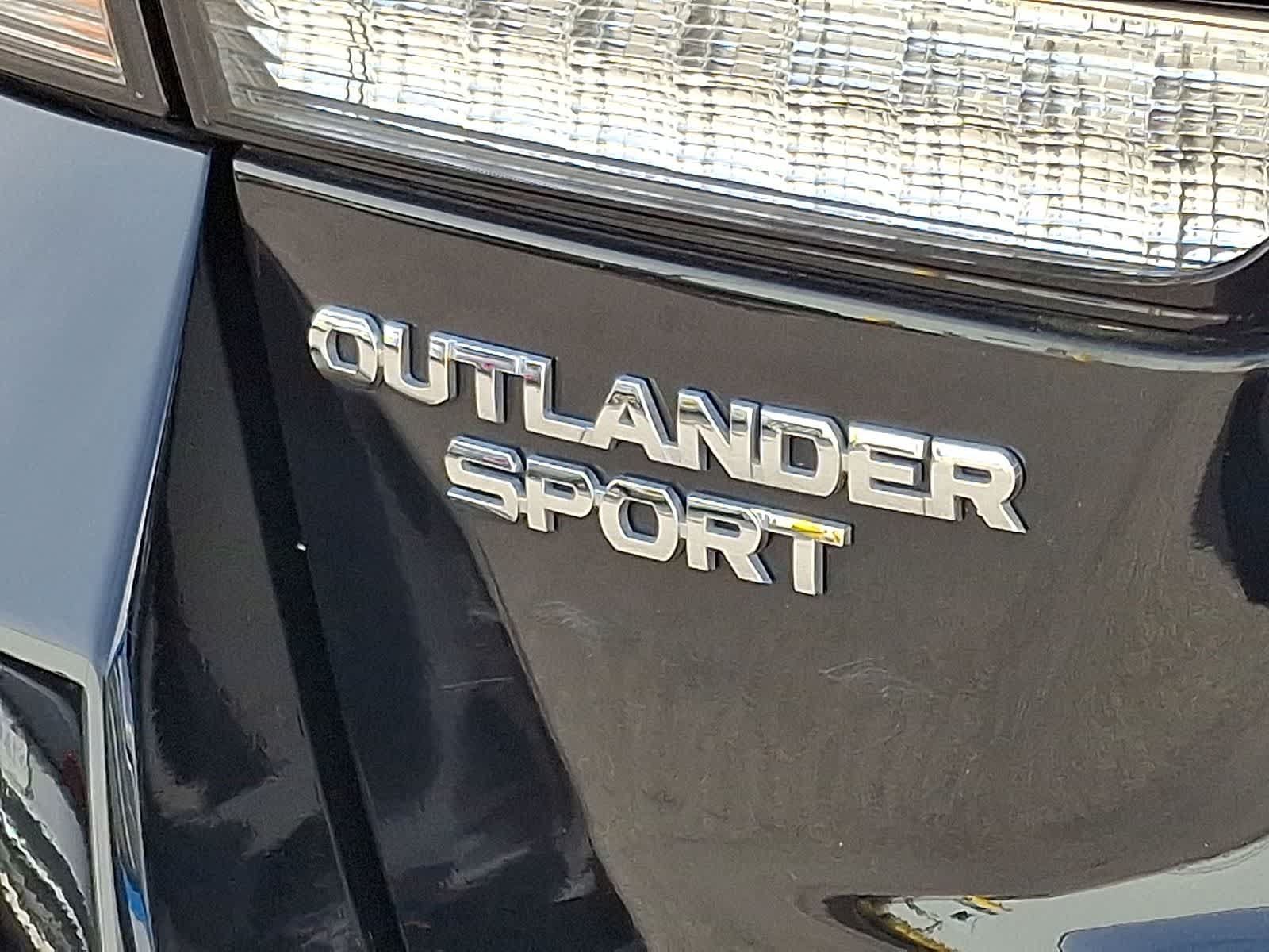 Used 2023 Mitsubishi Outlander Sport SE AWD/4WD image 35