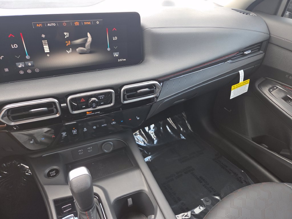 New 2026 Nissan Sentra SR w/ SR Premium Package FWD image 35