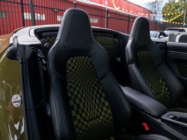 Used 2026 Porsche 911 Carrera 4 GTS image 34