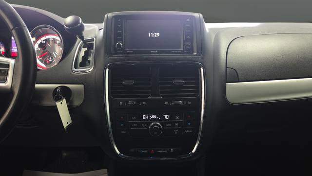 Used 2016 Dodge Grand Caravan R/T FWD image 12
