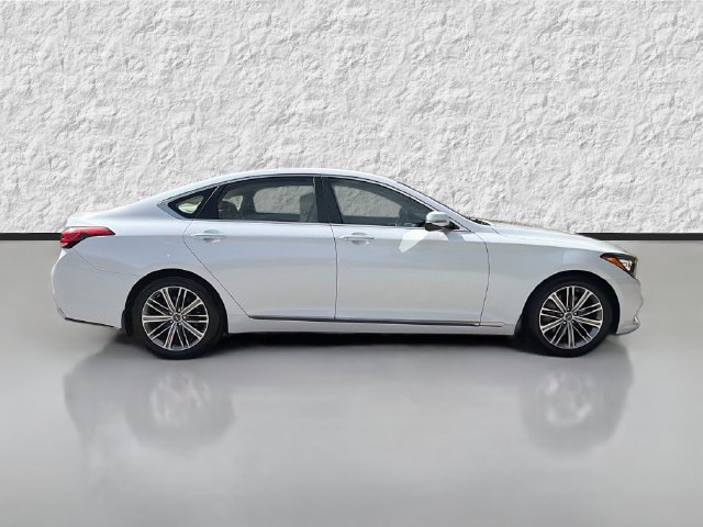 Used 2019 Genesis G80 3.8 RWD image 2