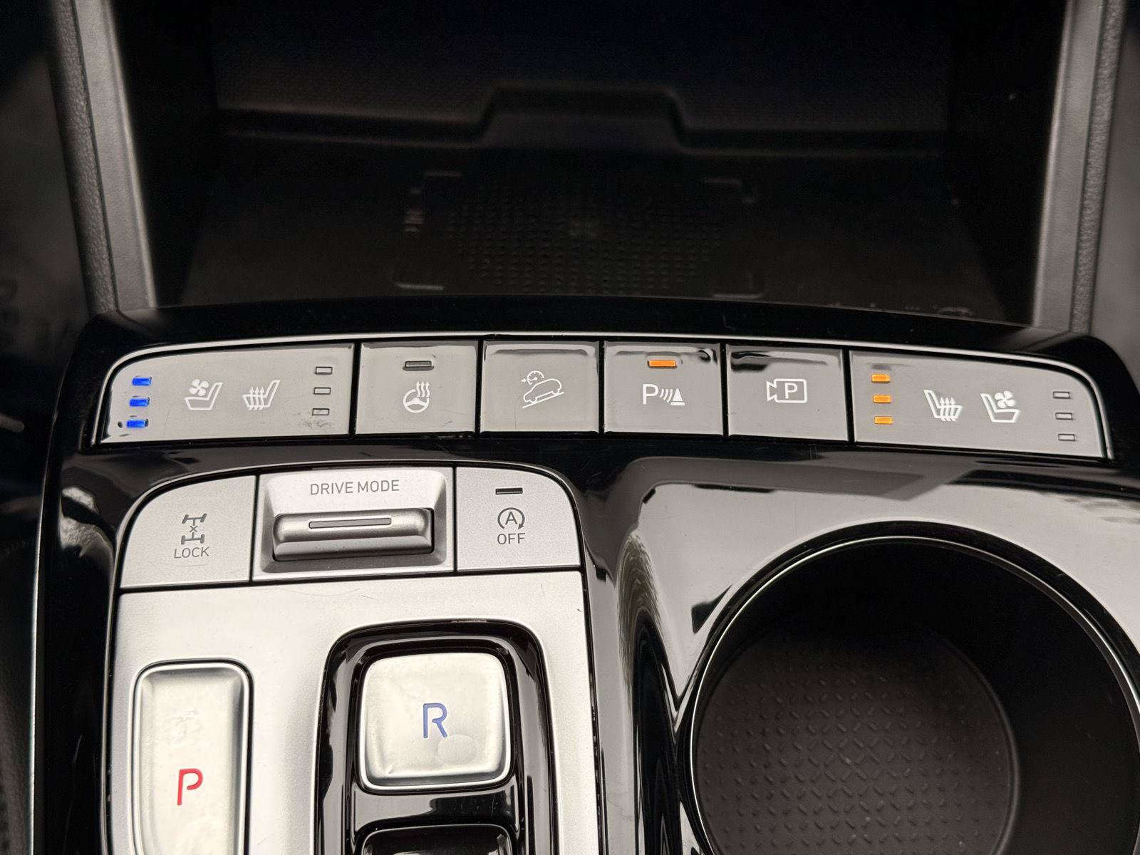 Used 2022 Hyundai Tucson Limited AWD/4WD image 32