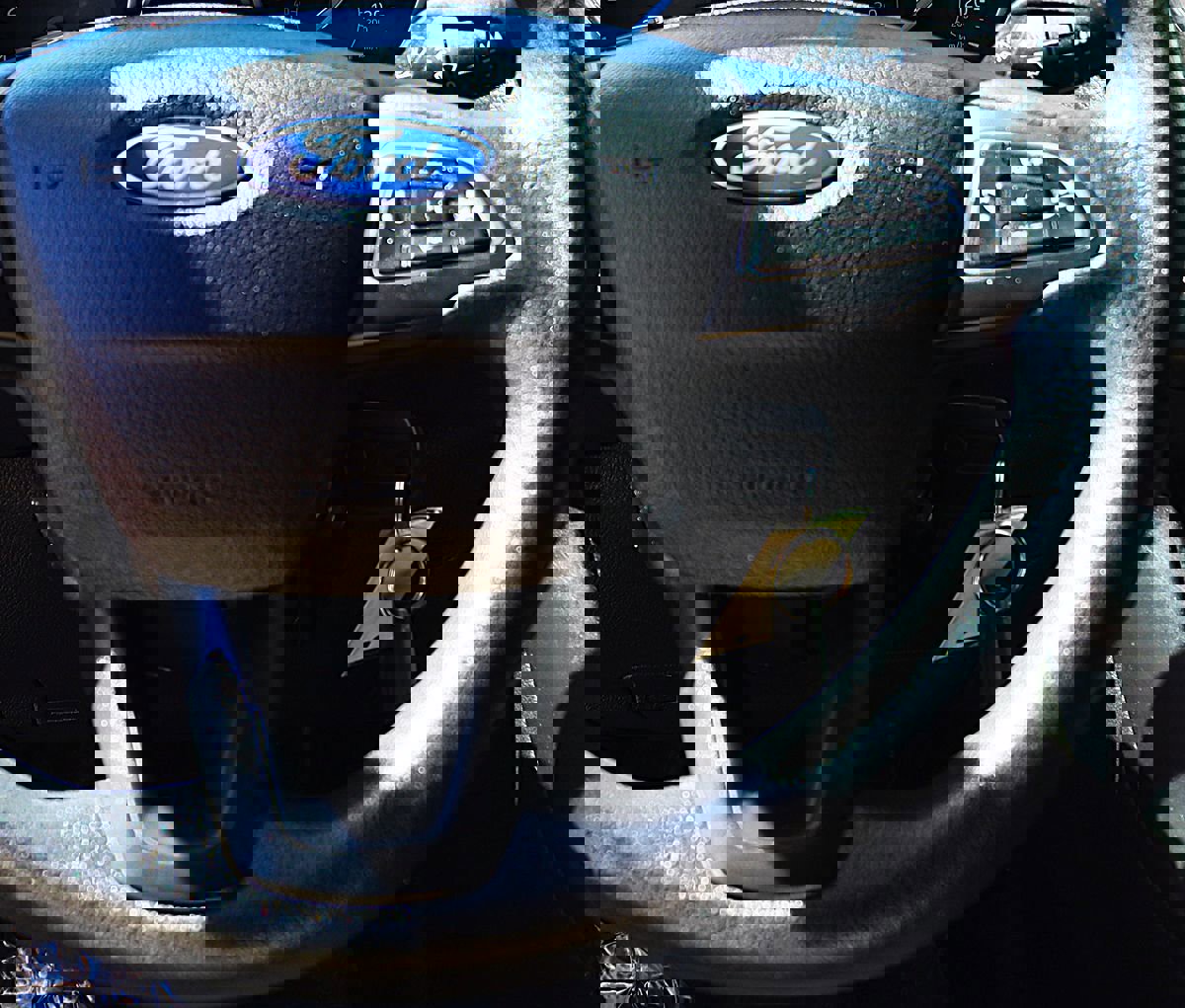 Used 2017 Ford Focus S image 49