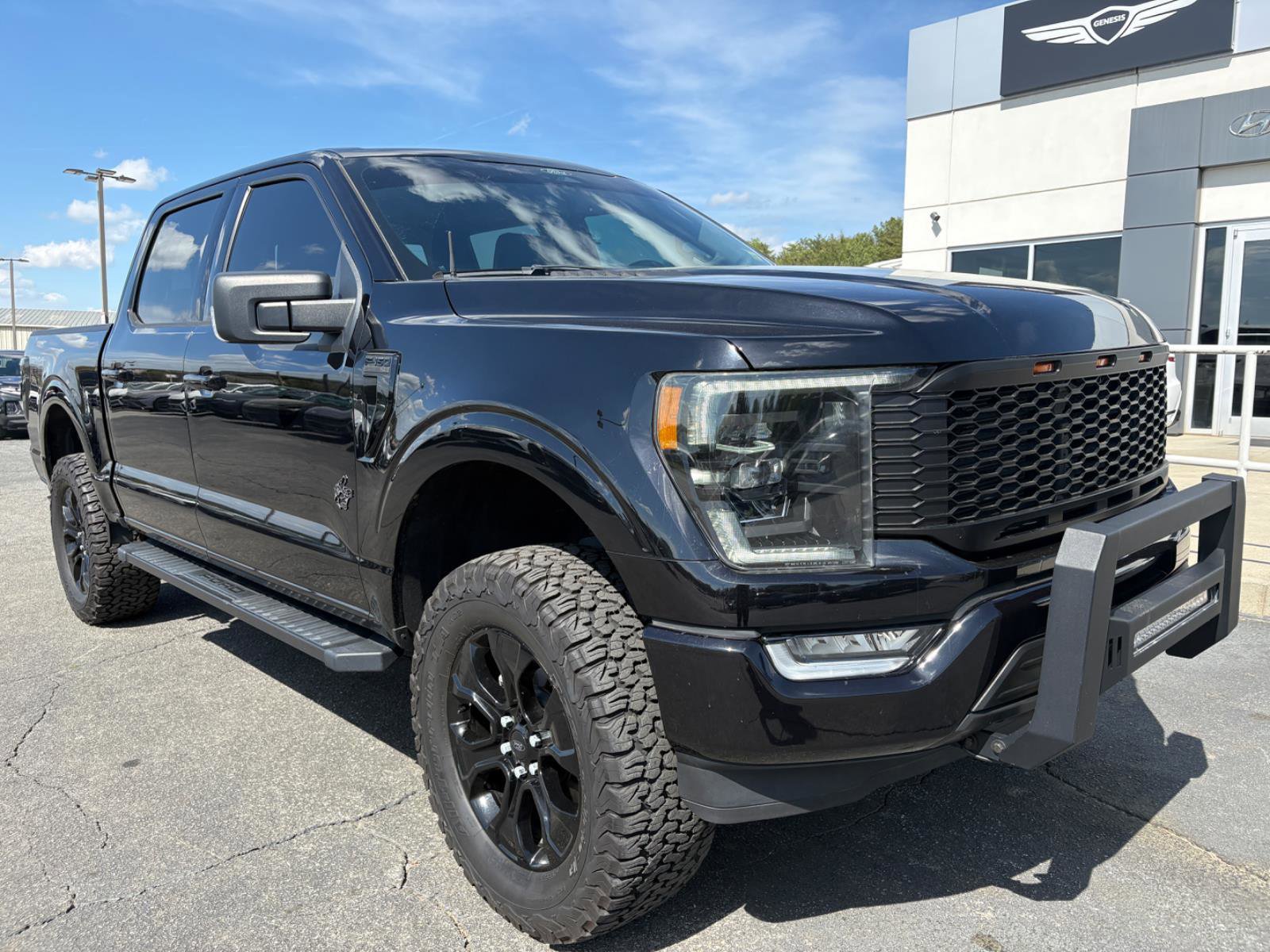 Used 2022 Ford F150 XLT w/ Equipment Group 302A High image 3