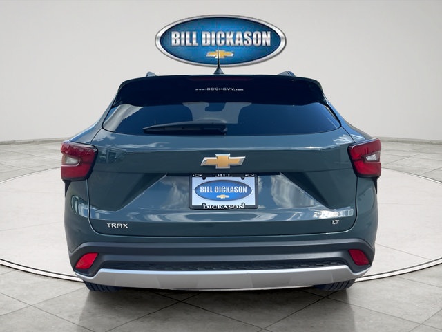 Used 2025 Chevrolet Trax LT FWD image 6