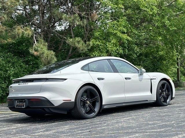 New 2024 Porsche Taycan Turbo S image 4